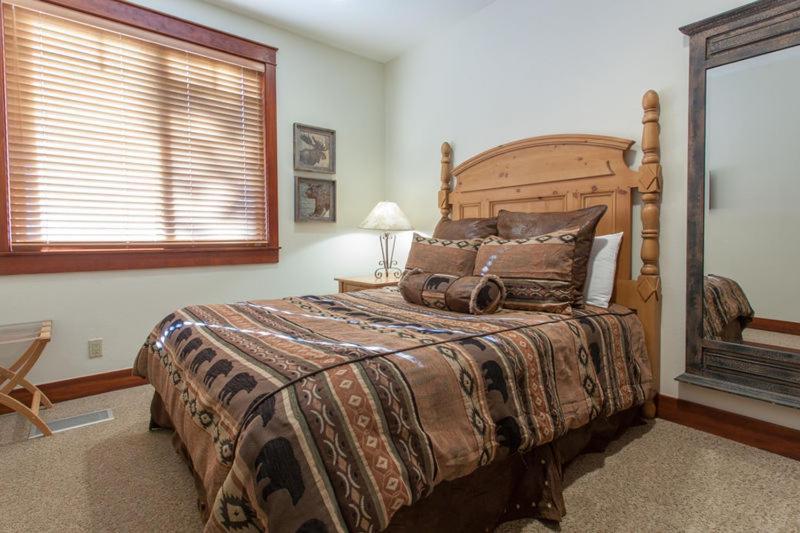 Timbers # 1033 Villa Mammoth Lakes Room photo